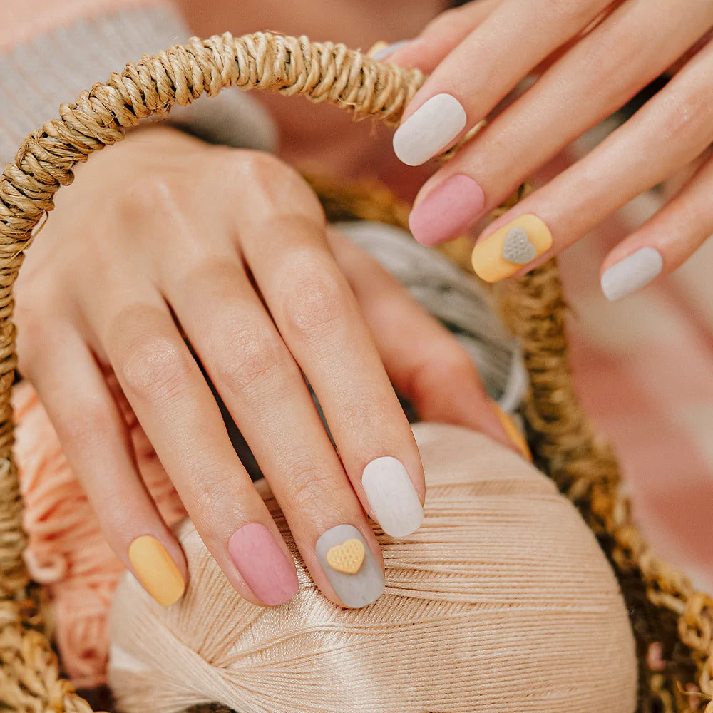 THE HEART KNIT Nail Stickers