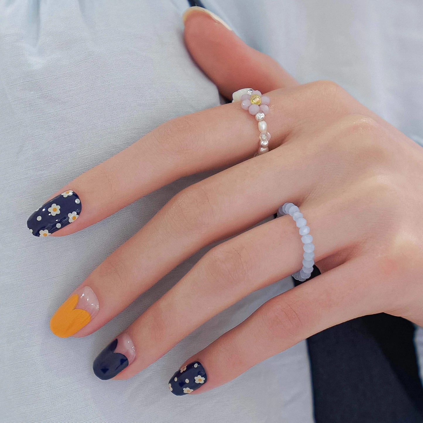 HELLO DAISY BLOOM Nail Stickers