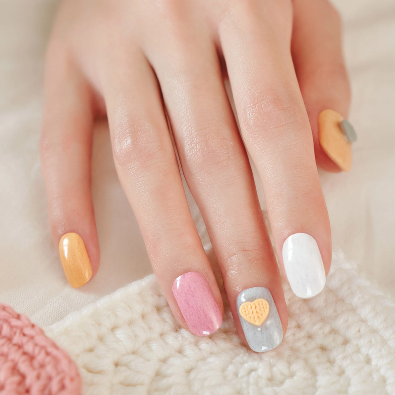 THE HEART KNIT Nail Stickers